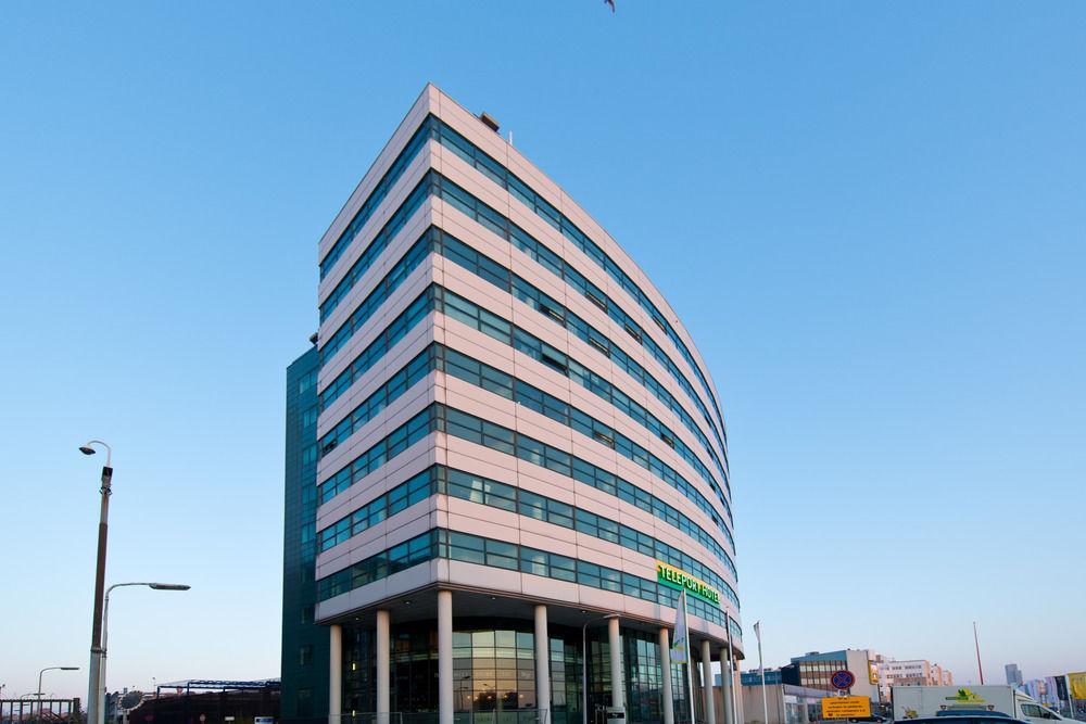 The Hague Teleport Hotel Exterior photo